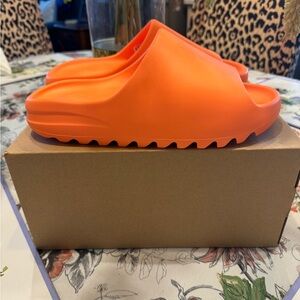 Adidas Yeezy Slides Enflame Orange